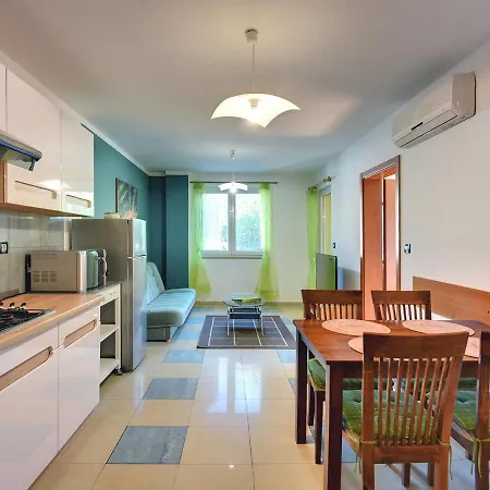 Charming In Pula With Swimming Pool